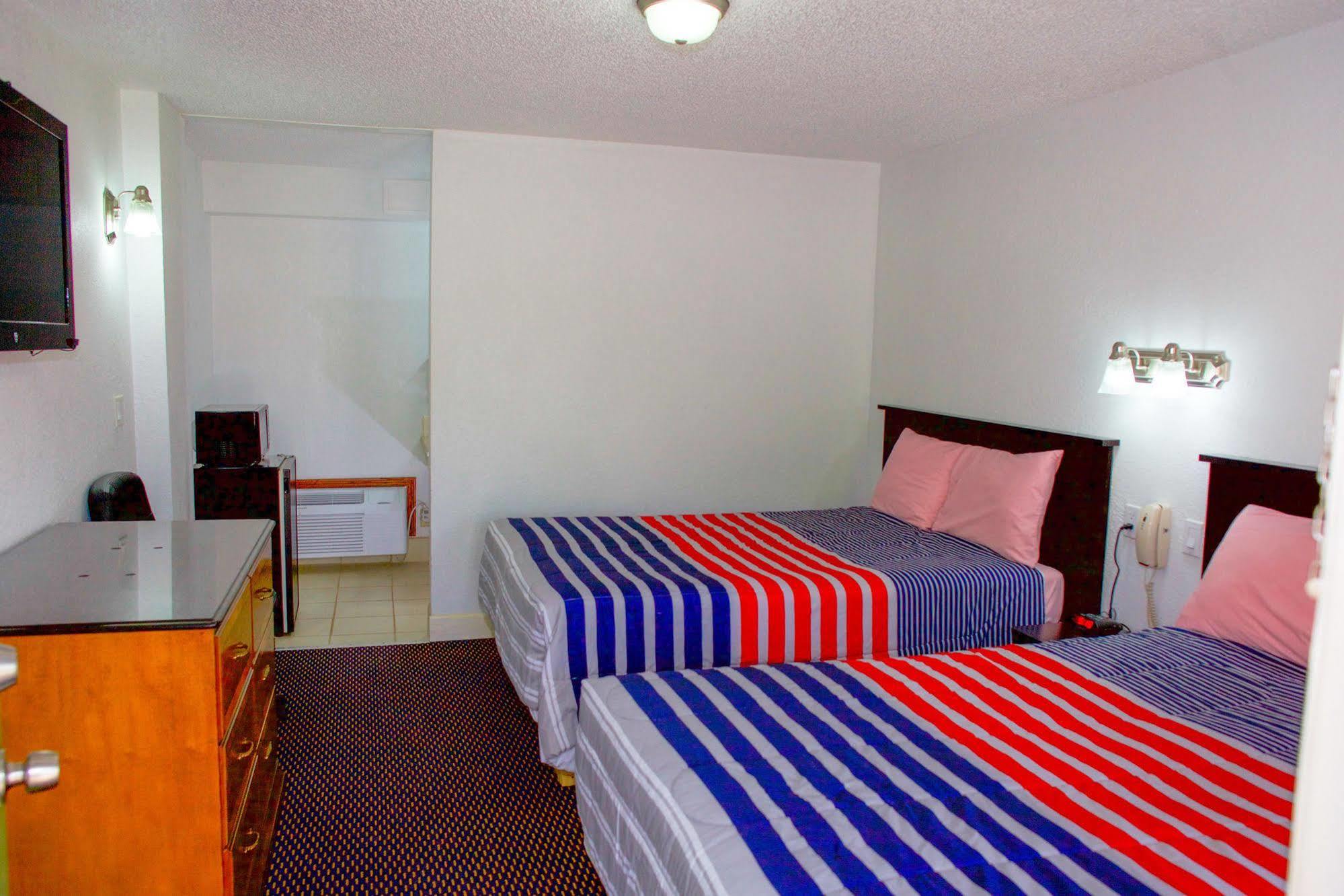 Knights Inn Harrisonville מראה חיצוני תמונה